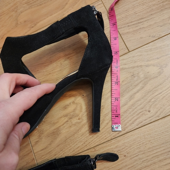 Jones NY Heels - Picture 12 of 12